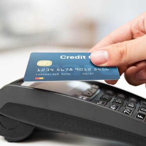 Whether you want a low rate or rewards. Abri's got two great cards, one simple choice. Click to learn more.
